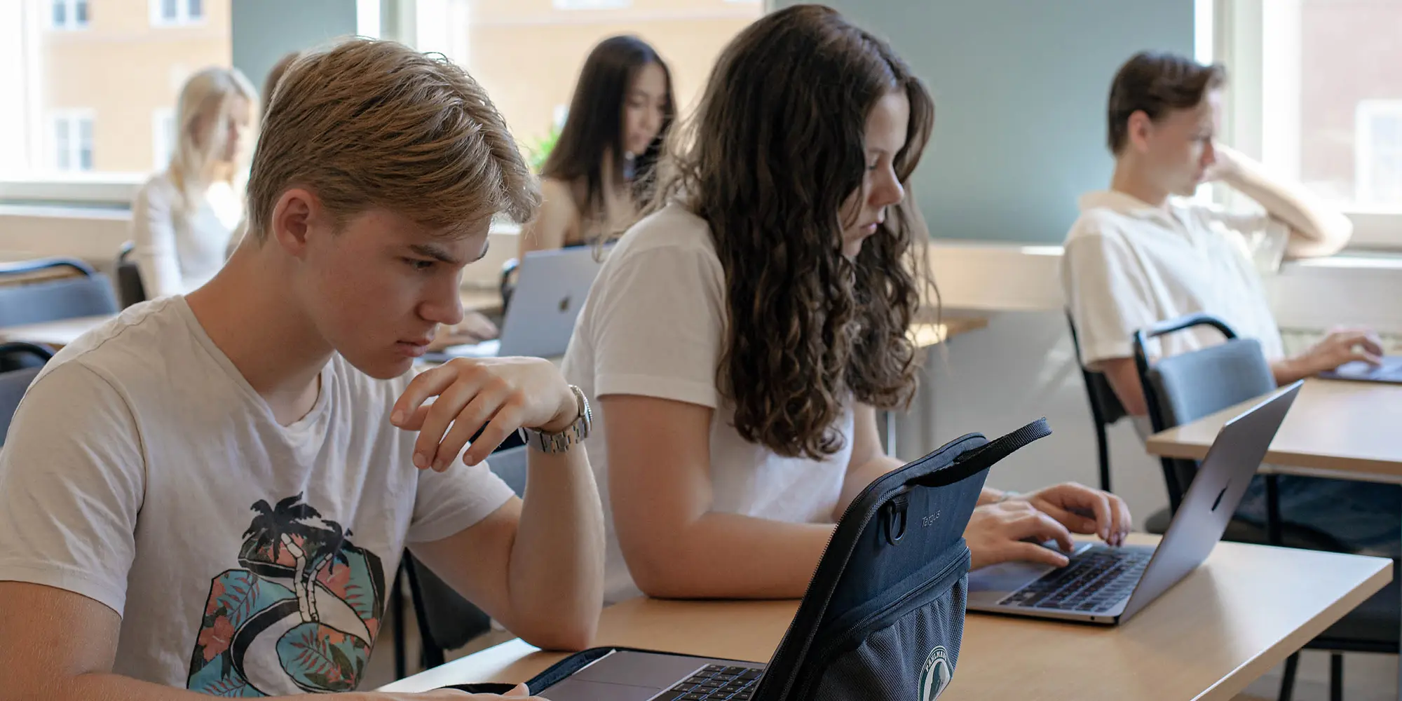 Elever i klassrum
